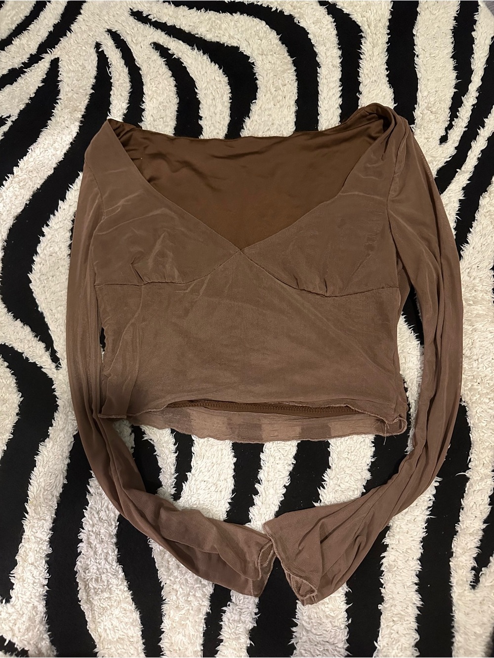 Brown Long-Sleeve V-Neck Women's Top - MEDIUM